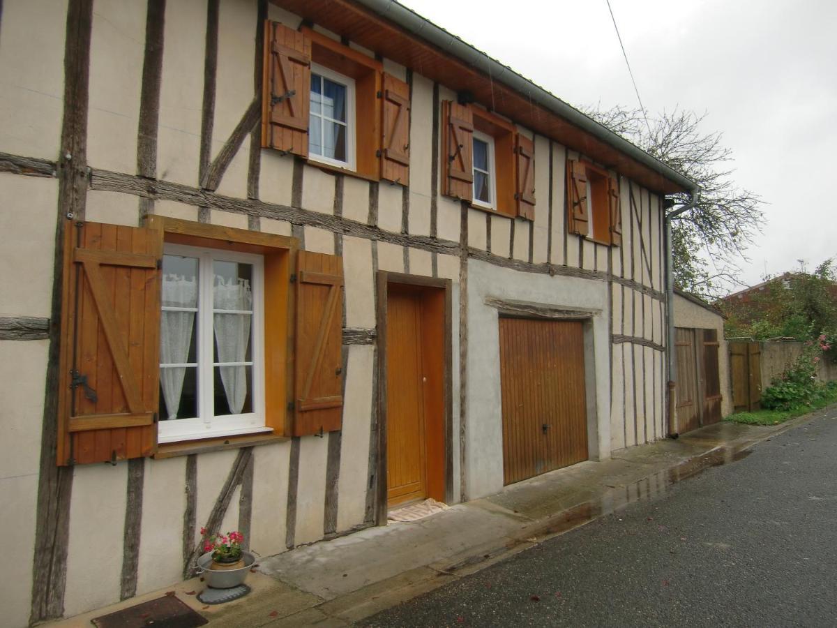 Le Bois Flotte Villa Arrigny Rum bild