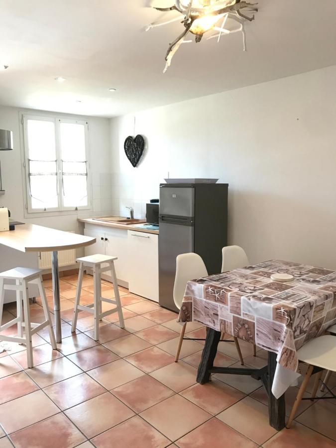 Le Bois Flotte Villa Arrigny Exteriör bild